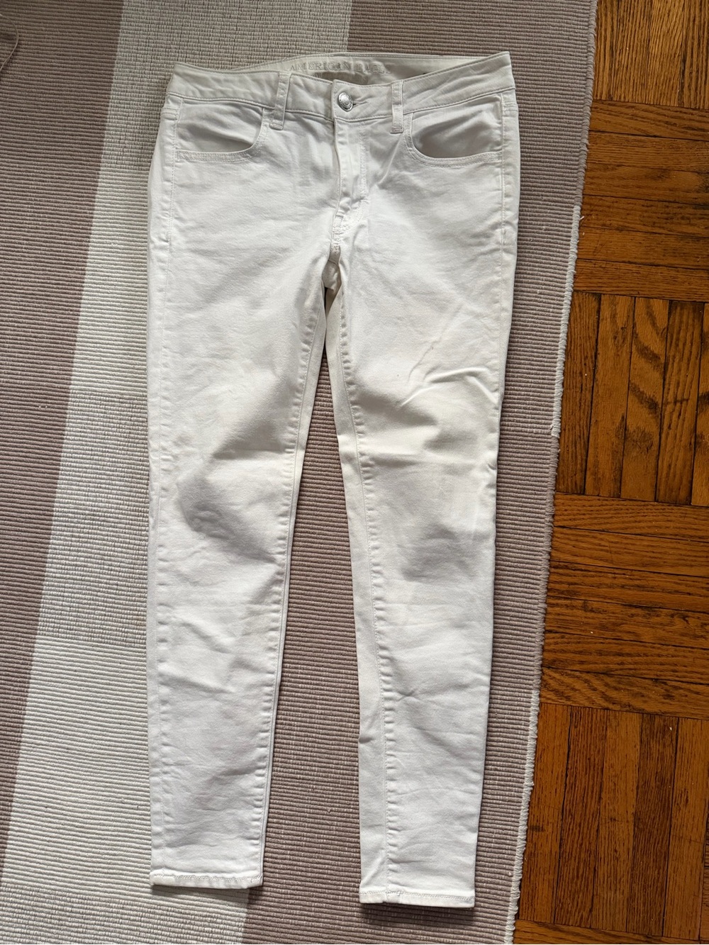 American Eagle Outfitters White Skinny Jeans